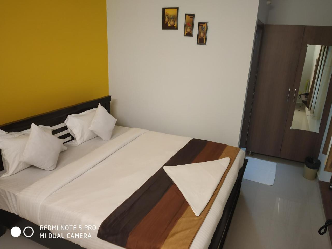Namaha Stays Hyderabad Eksteriør bilde
